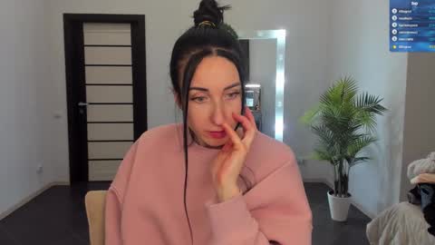 Snapshot of nikamiles chatting on January 2025 02:52:01 PM Nika online show from January 2025 02:52:01 PM