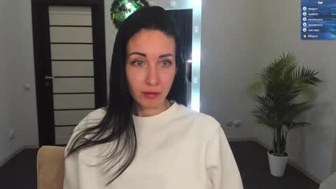 Snapshot of nikamiles chatting on January 2025 06:31:01 PM Nika online show from January 2025 06:31:01 PM