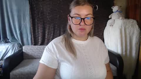 Nika online show from October 2025 06:10:02 AM