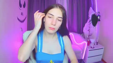 nikastarkk online show from November 2025 08:19:01 PM