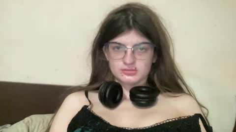 NikaXZimax online show from November 2025 08:39:02 AM