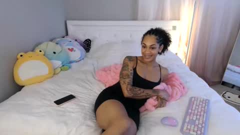 Snapshot of nikayasworld chatting on March 2026 02:04:01 AM nikayasworld online show from March 2026 02:04:01 AM