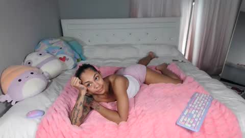 Snapshot of nikayasworld chatting on May 2026 02:19:01 AM nikayasworld online show from May 2026 02:19:01 AM