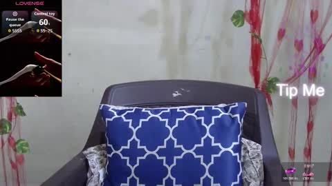 Snapshot of nike_aj chatting on November 2025 06:22:01 AM Nike online show from November 2025 06:22:01 AM