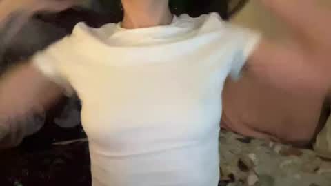 Snapshot of nikeela chatting on February 2025 12:21:02 AM CocoCum online show from February 2025 12:21:02 AM