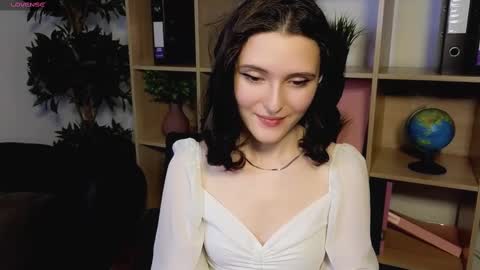 Snapshot of niki_cutes chatting on January 2025 07:43:01 AM niki_cutes online show from January 2025 07:43:01 AM