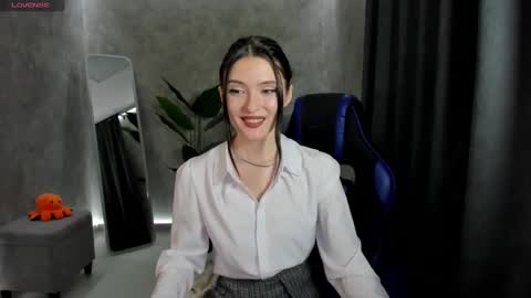 Snapshot of niki_cutes chatting on January 2025 07:58:01 AM niki_cutes online show from January 2025 07:58:01 AM