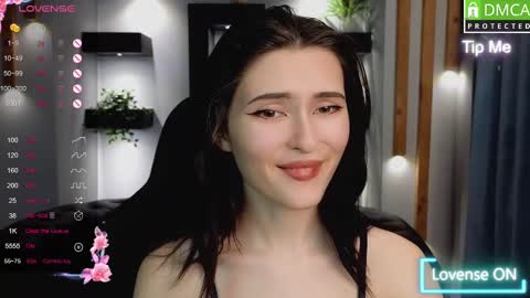 Snapshot of niki_cutes chatting on February 2025 08:05:01 AM niki_cutes online show from February 2025 08:05:01 AM
