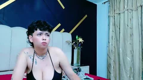 Snapshot of nikievanz chatting on May 2026 05:13:01 AM Nikievanz online show from May 2026 05:13:01 AM