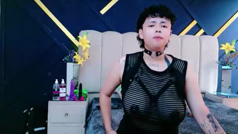 Snapshot of nikievanz chatting on May 2026 05:07:02 PM Nikievanz online show from May 2026 05:07:02 PM