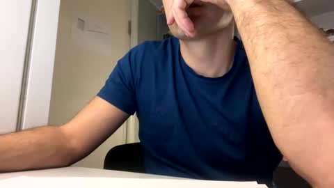 Snapshot of nikk3032 chatting on January 2025 11:33:01 PM NIk online show from January 2025 11:33:01 PM