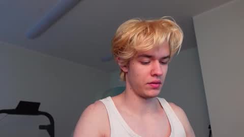 nikki online show from December 2025 07:49:02 AM