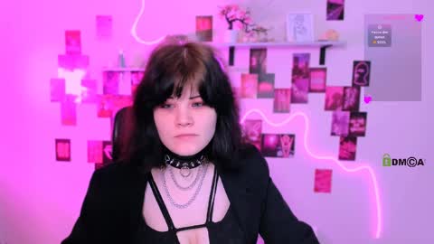 Snapshot of nikki_kiss_ chatting on April 2026 08:46:01 AM nikki_kiss_ online show from April 2026 08:46:01 AM