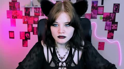 Snapshot of nikki_kiss_ chatting on May 2026 08:54:01 AM nikki_kiss_ online show from May 2026 08:54:01 AM