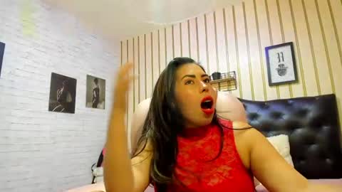 Snapshot of nikki_nikol chatting on June 2026 12:02:02 AM Nikki online show from June 2026 12:02:02 AM