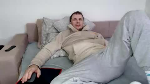 Nick online show from November 2025 08:25:01 AM