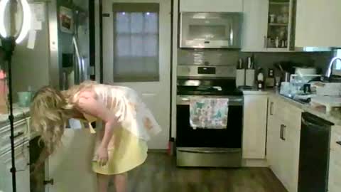 nikkib653466 online show from March 2026 05:42:01 PM