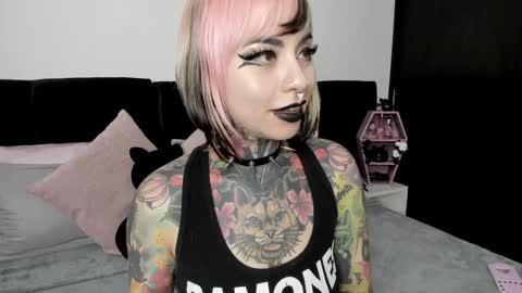 Snapshot of nikkiramone chatting on February 2025 12:50:01 PM Nikki Ramone online show from February 2025 12:50:01 PM