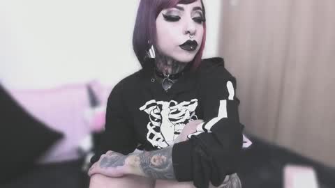 Snapshot of nikkiramone chatting on September 2025 11:32:02 AM Nikki Ramone online show from September 2025 11:32:02 AM