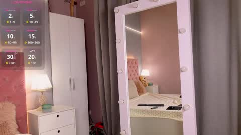 NikkiVelvets online show from April 2026 06:52:01 AM