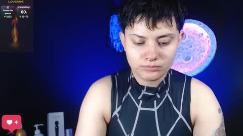 Nikky online show from September 2025 01:49:01 PM