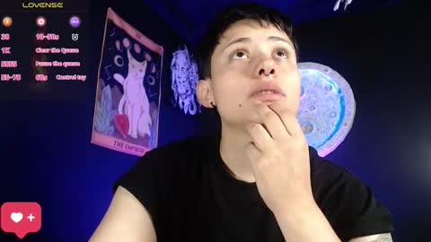 Nikky online show from December 2025 01:19:01 PM