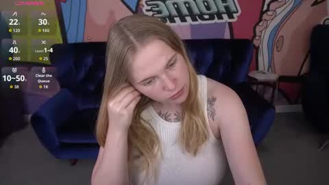 nikkyreyyy online show from June 2026 05:41:01 AM