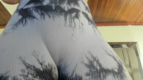     online show from October 2025 11:33:02 AM