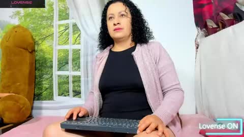 Snapshot of nikol32__ chatting on April 2026 11:14:02 AM dayan online show from April 2026 11:14:02 AM