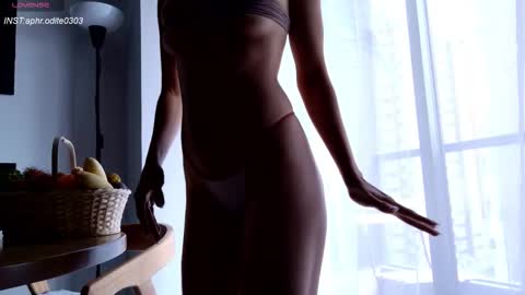 Nicole cam online show from December 2025 01:29:01 PM