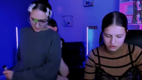 Little Niko  Help me reach my goals online show from February 2026 09:29:01 PM