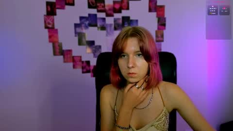 Snapshot of nikol_kitt chatting on June 2026 12:32:02 AM Little Niko Help me reach my goals online show from June 2026 12:32:02 AM