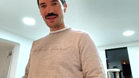 Snapshot of nikolaj_costeer_w chatting on December 2024 03:40:01 AM Nikolaj costeer online show from December 2024 03:40:01 AM