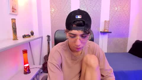    online show from November 2025 04:23:02 AM