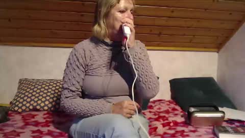 Nikole1 online show from November 2025 10:04:02 AM