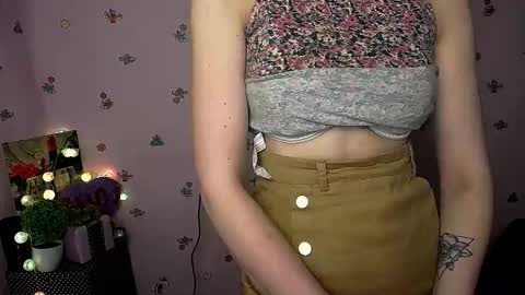 Nikolleta online show from November 2025 06:55:02 PM