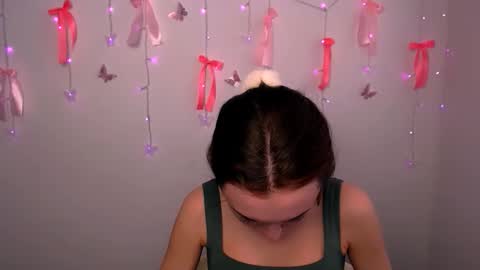 nikonara_ online show from April 2026 11:24:02 AM