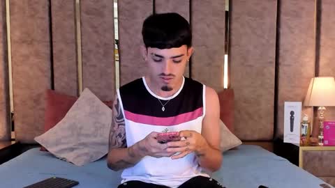 Niko Stone online show from March 2026 02:33:02 AM