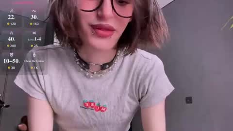 Niky online show from June 2026 10:02:02 AM