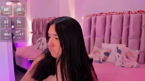 Niky Brooks online show from October 2025 11:42:02 AM