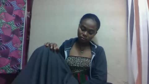 Snapshot of nilahmarie chatting on September 2025 12:05:02 PM nilah online show from September 2025 12:05:02 PM