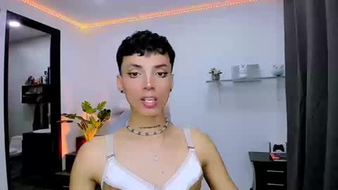 Nilam online show from September 2025 03:41:02 AM