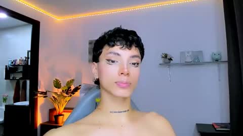 Nilam online show from October 2025 09:59:02 PM