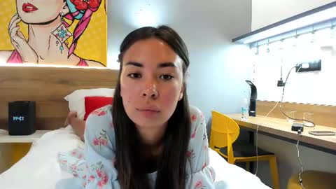 Snapshot of nilliluv chatting on July 2026 10:44:02 AM Bella online show from July 2026 10:44:02 AM