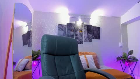 Nils online show from December 2025 03:38:02 AM