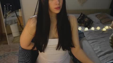 Jennet online show from December 2025 06:23:01 PM