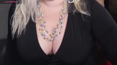 Snapshot of nimphoteasex chatting on June 2026 07:57:02 AM Blonde Nimpho online show from June 2026 07:57:02 AM