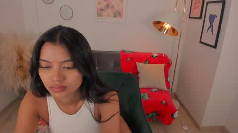 NINA online show from December 2024 10:56:01 PM