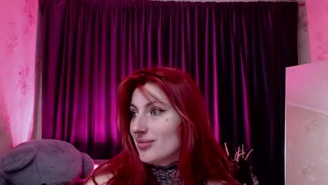 Snapshot of nina_b1um chatting on April 2026 05:43:02 AM Nina online show from April 2026 05:43:02 AM