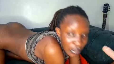 nina_bambi online show from November 2025 07:36:02 PM